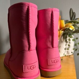 UGG Women Classic Short Pink Sheep Fur Winter Boots Shoe Women US 5 EU 37 UK 3